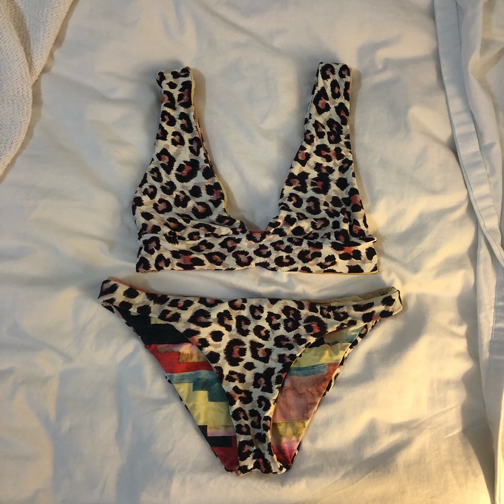 Billabong reversible bikini